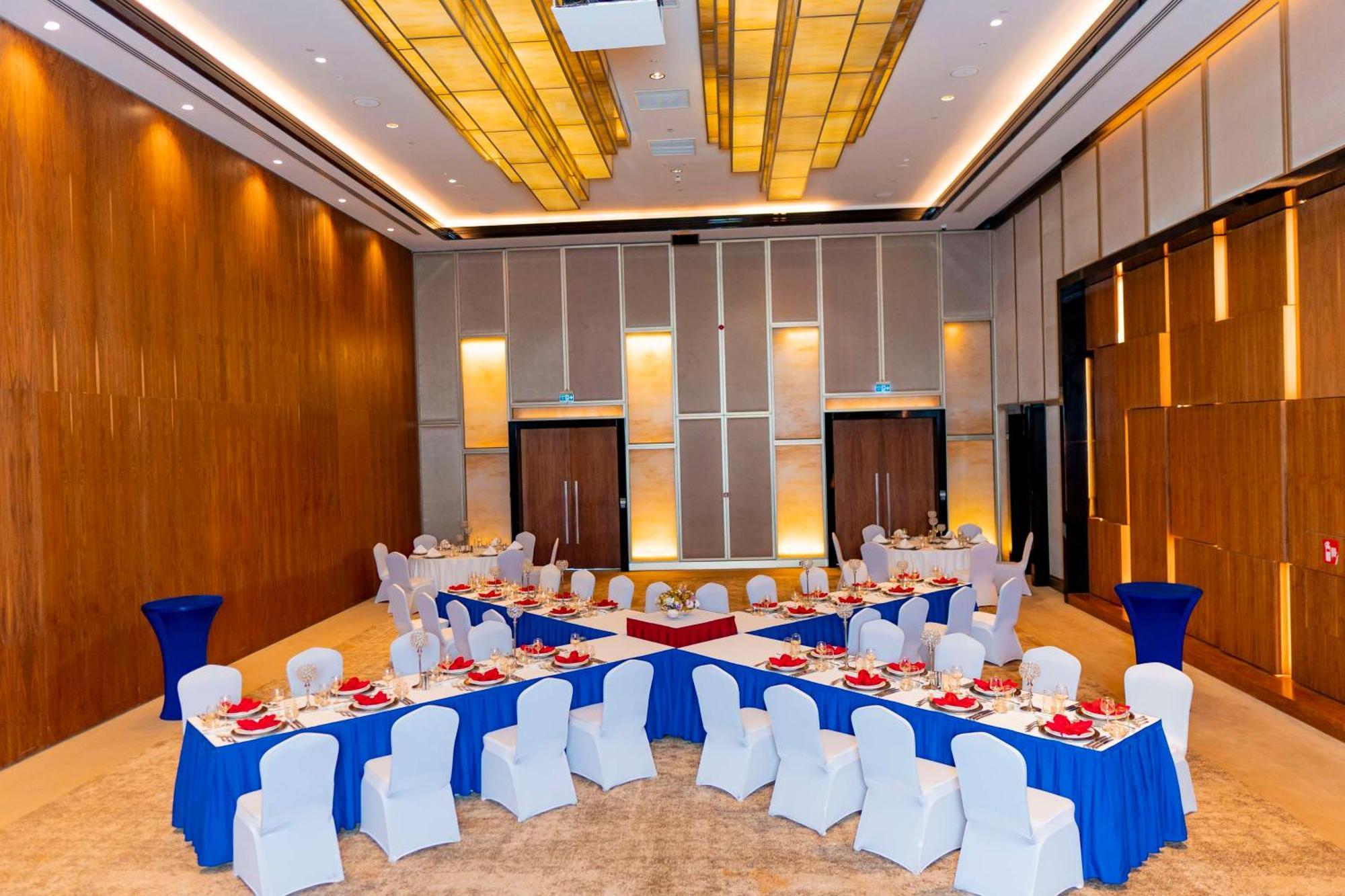 Radisson Blu Hotel & Conference Center, Niamey Extérieur photo