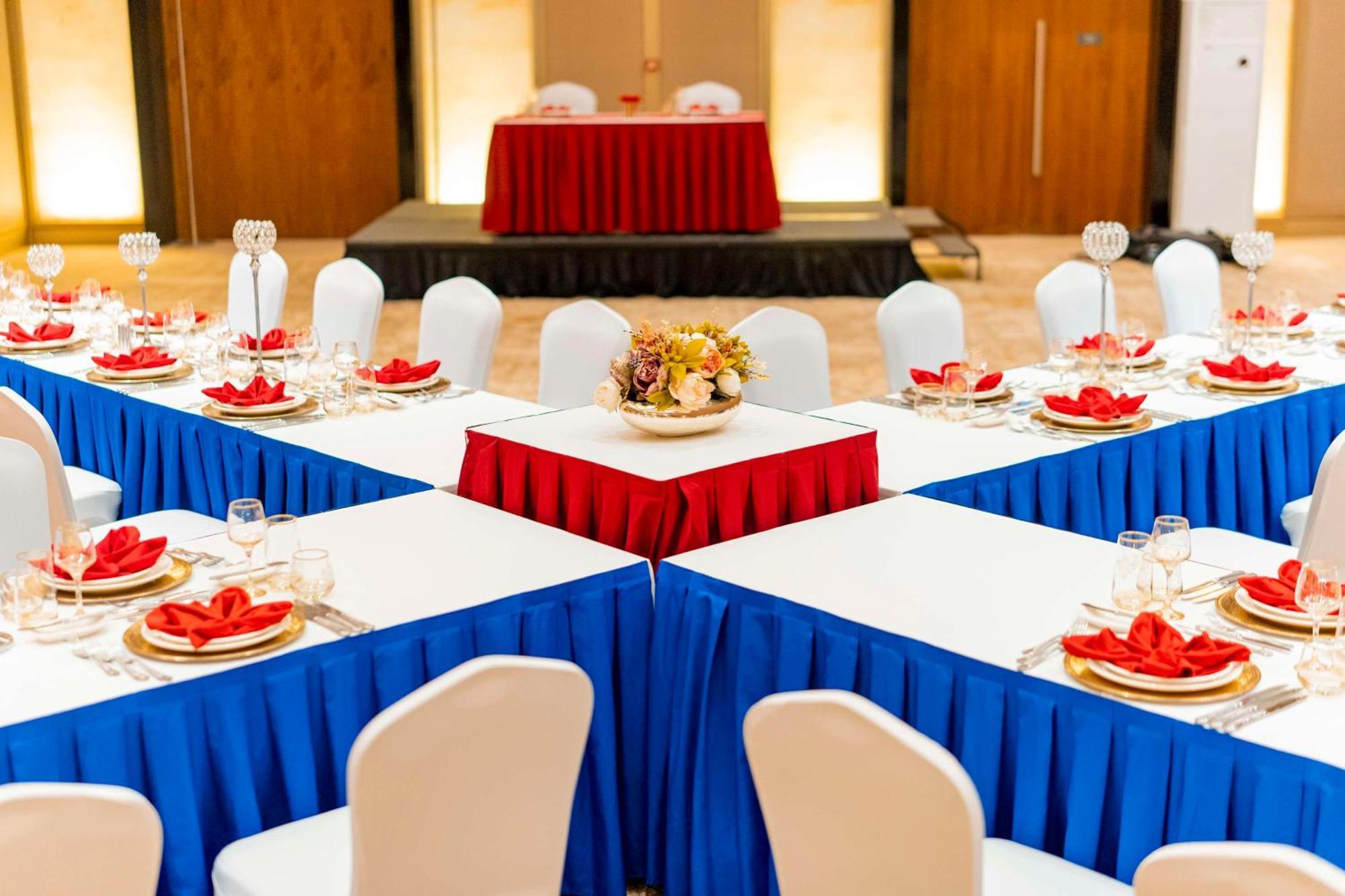 Radisson Blu Hotel & Conference Center, Niamey Extérieur photo